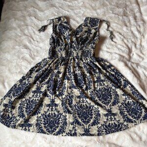 Cupshe Damask Pattern Smocked Waist Mini Sun Dress  Size S  NWT